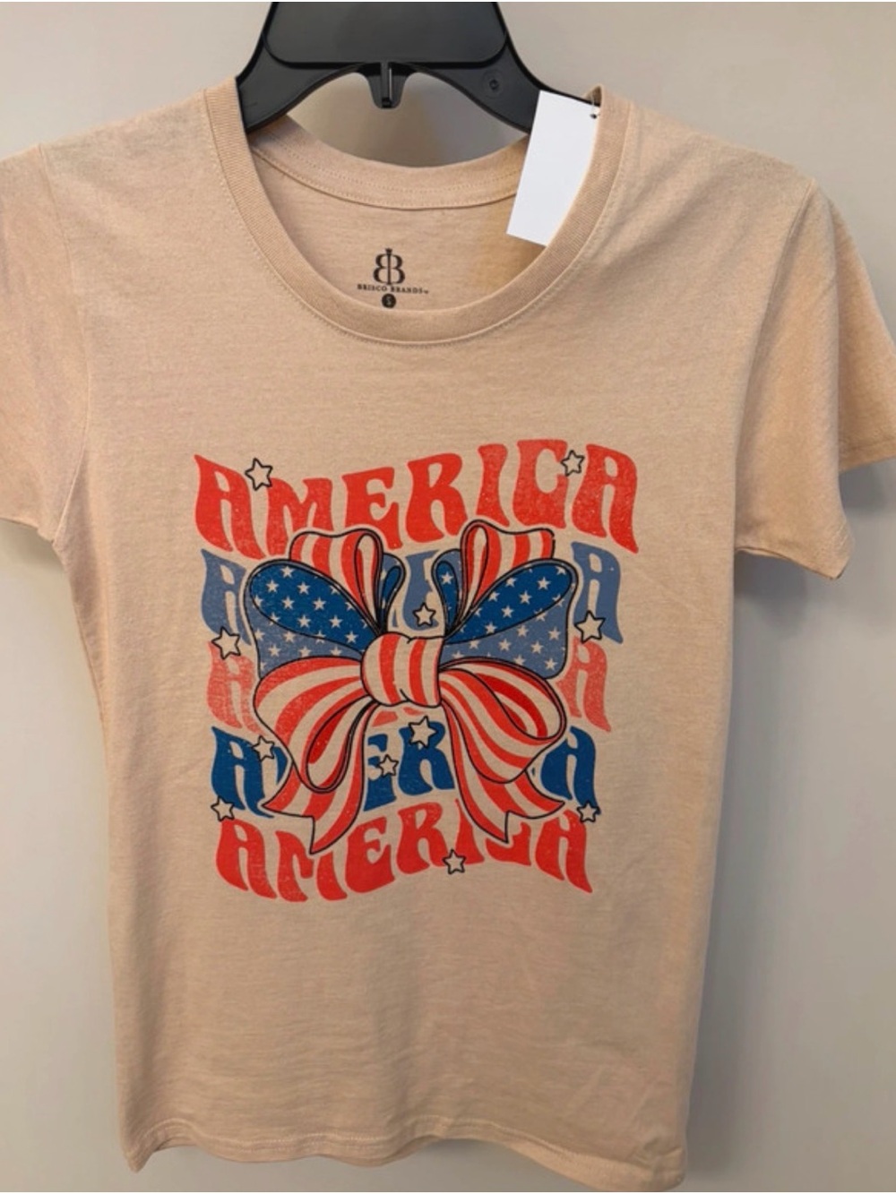 Women’s Beige 'America' Graphic Tee with Patriotic Bow -